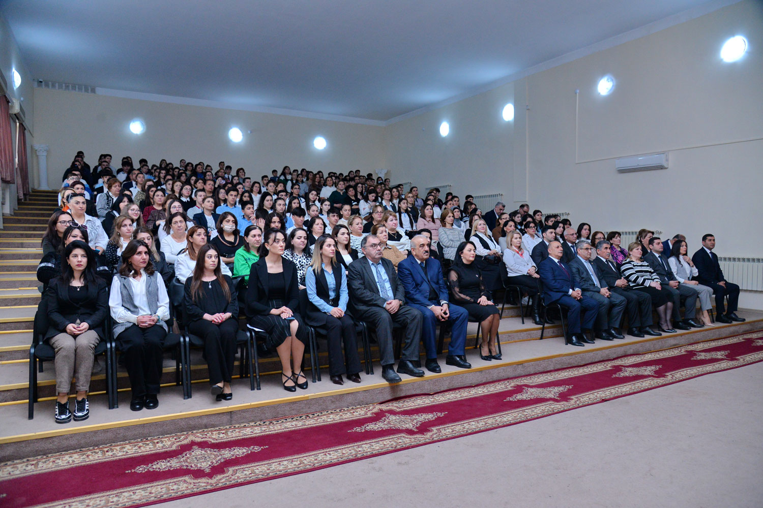 Ulu Öndərə həsr olunmuş konfrans keçirilib