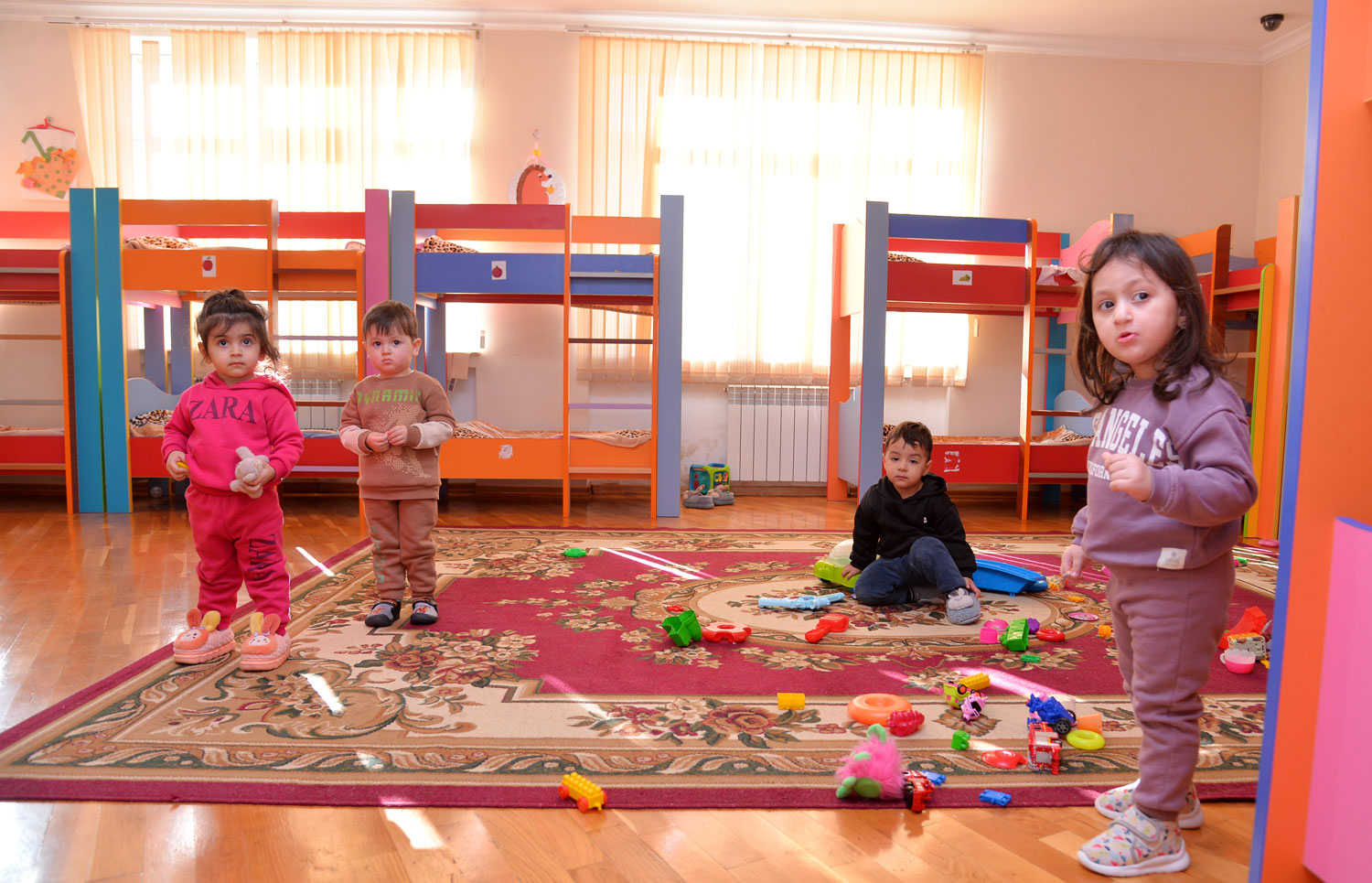 Məktəb və uşaq bağçalarının istilik təminatı ilə əlaqədar mediatur keçirilib