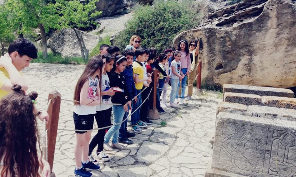 “Məktəblilər üçün muzey həftəsi” çərçivəsində ekskursiyalar