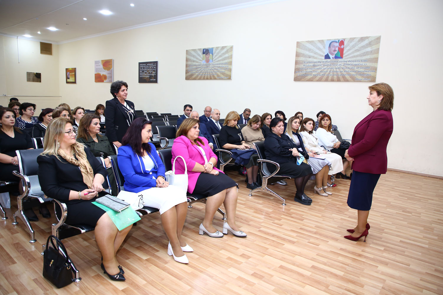 Paytaxt üzrə seminarlara start verilib