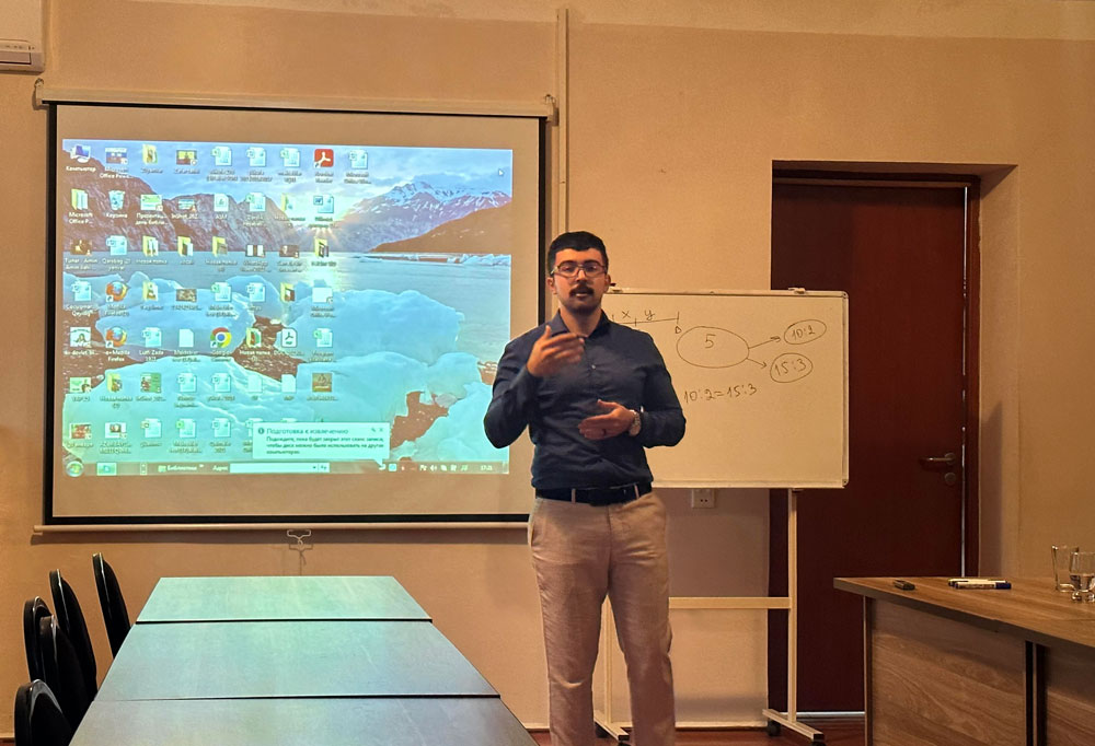 Yaradıcı müəllimlər üçün müsabiqənin final turu