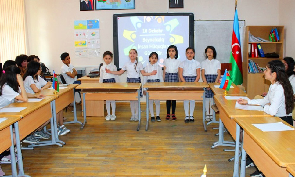 Təhsil müəssisələrində “İnsan hüquqları aylığı”