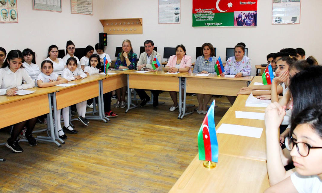 Təhsil müəssisələrində “İnsan hüquqları aylığı”