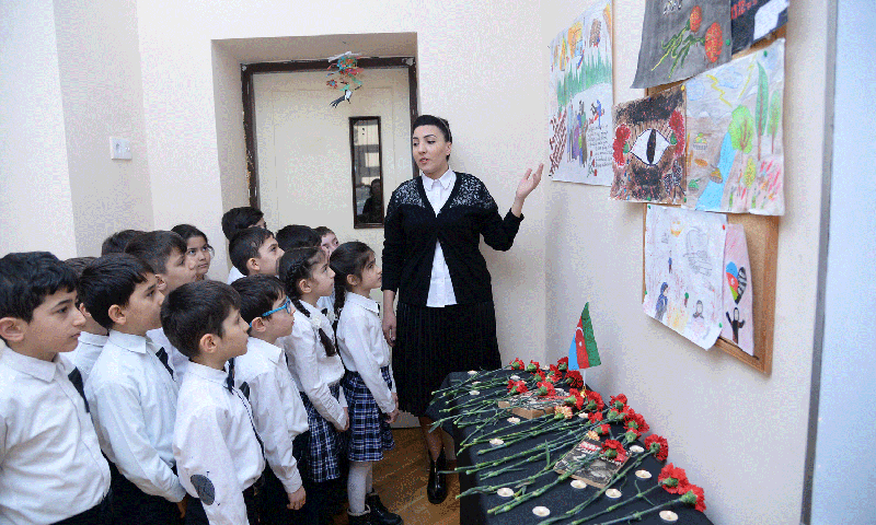 İlk dərslər Xocalı soyqırımına həsr edilib