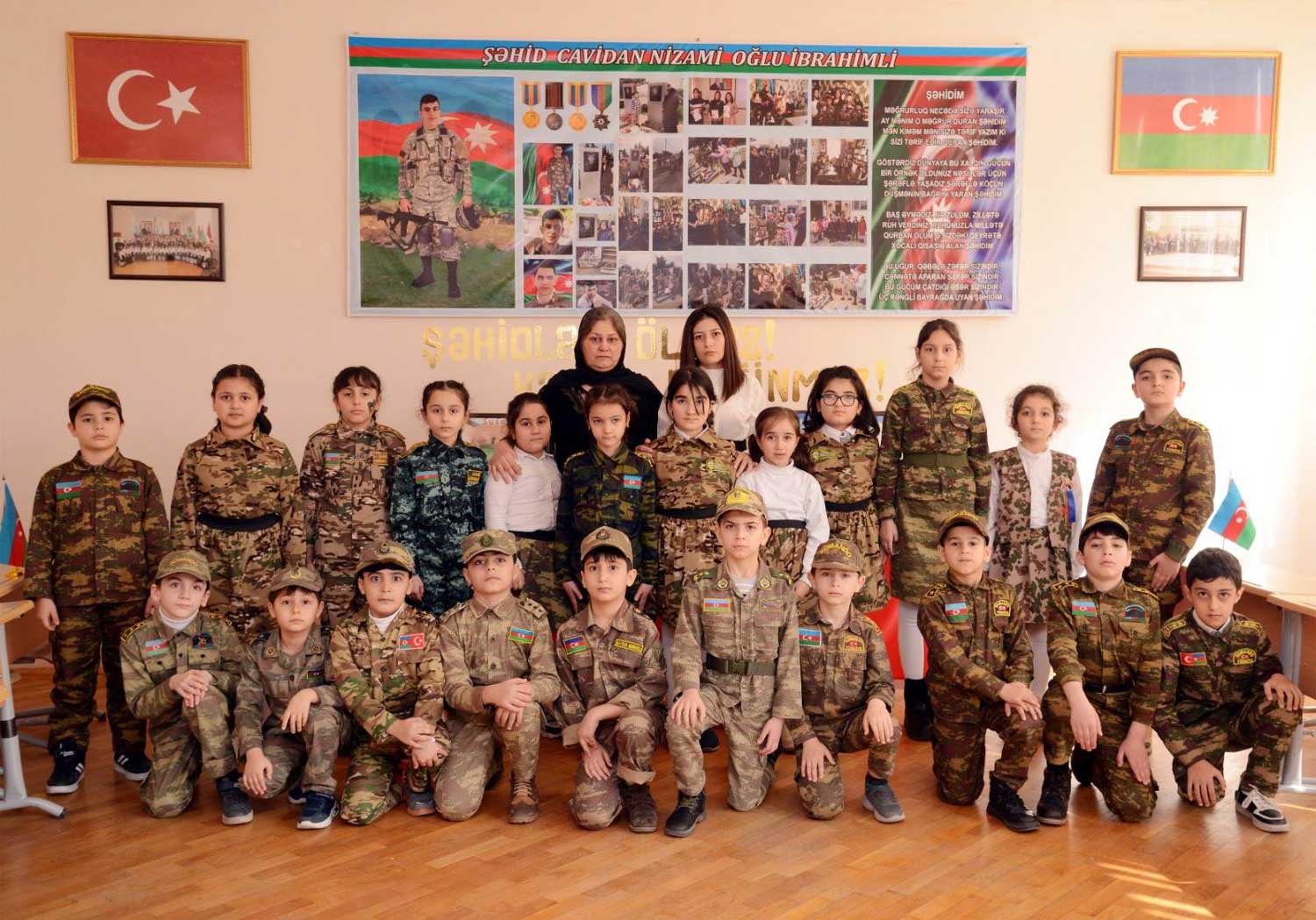 Şəhid anaları təbrik olunub