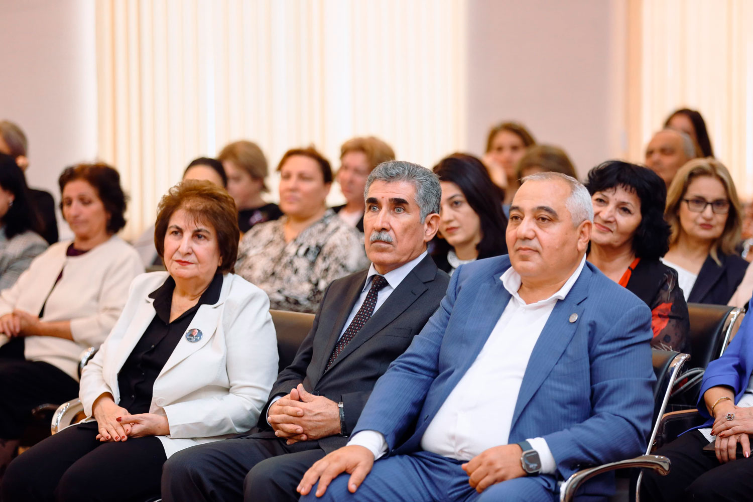 Paytaxt məktəbində sərgi keçirilib