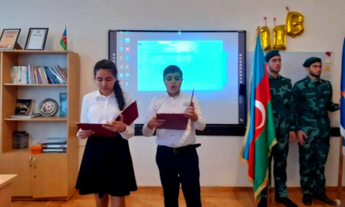 Təhsil müəssisələrində Konstitusiya Günü
