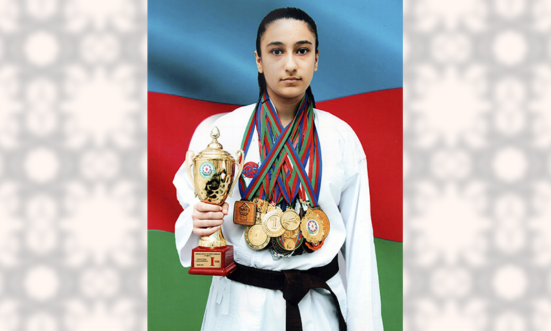 Daha 3 məktəbli qızıl medal qazanıb