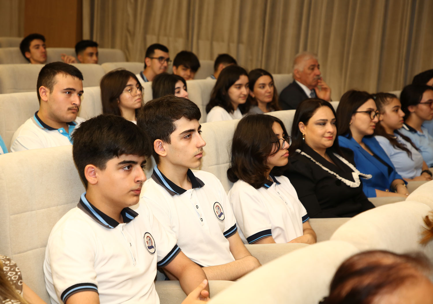 Bakı Elm Olimpiadasının qalibləri mükafatlandırılıb