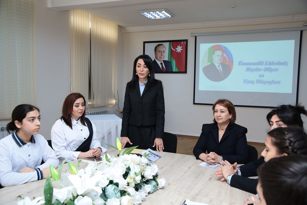 “Heydər Əliyev və uşaq hüquqları” mövzusunda görüş