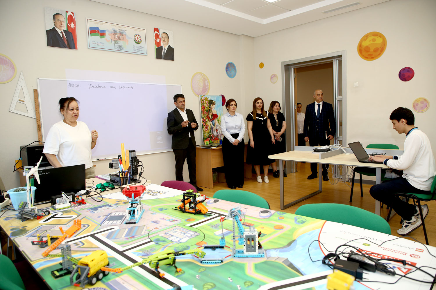 Təhsil müəssisələrində tədris və təlim-tərbiyə prosesinin təşkili və idarəolunması ilə bağlı operativ monitorinqlər davam edir