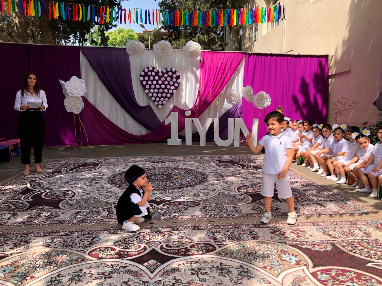 Təhsil müəssisələrində Uşaqların Beynəlxalq Müdafiəsi Günü qeyd olunub