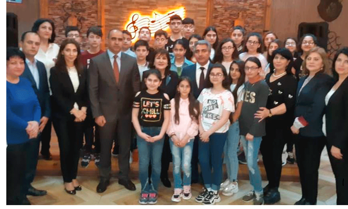 Bakı məktəbliləri Naxçıvanda ekskursiyada olublar
