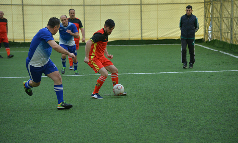 Təhsil işçiləri arasında futbol çempionatı