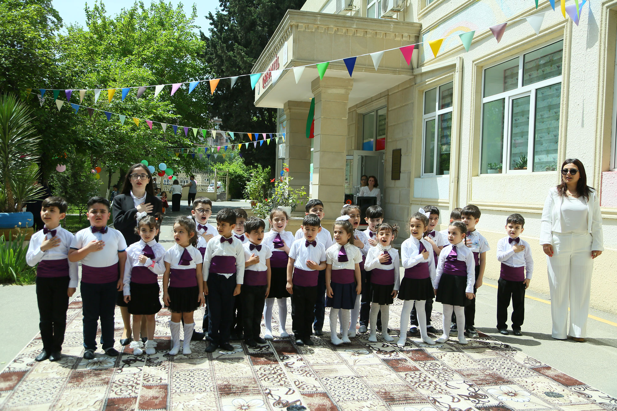 “Qərənfil” körpələr evi-uşaq bağçasında Uşaqların Beynəlxalq Müdafiəsi Günü ilə əlaqədar tədbir keçirilib