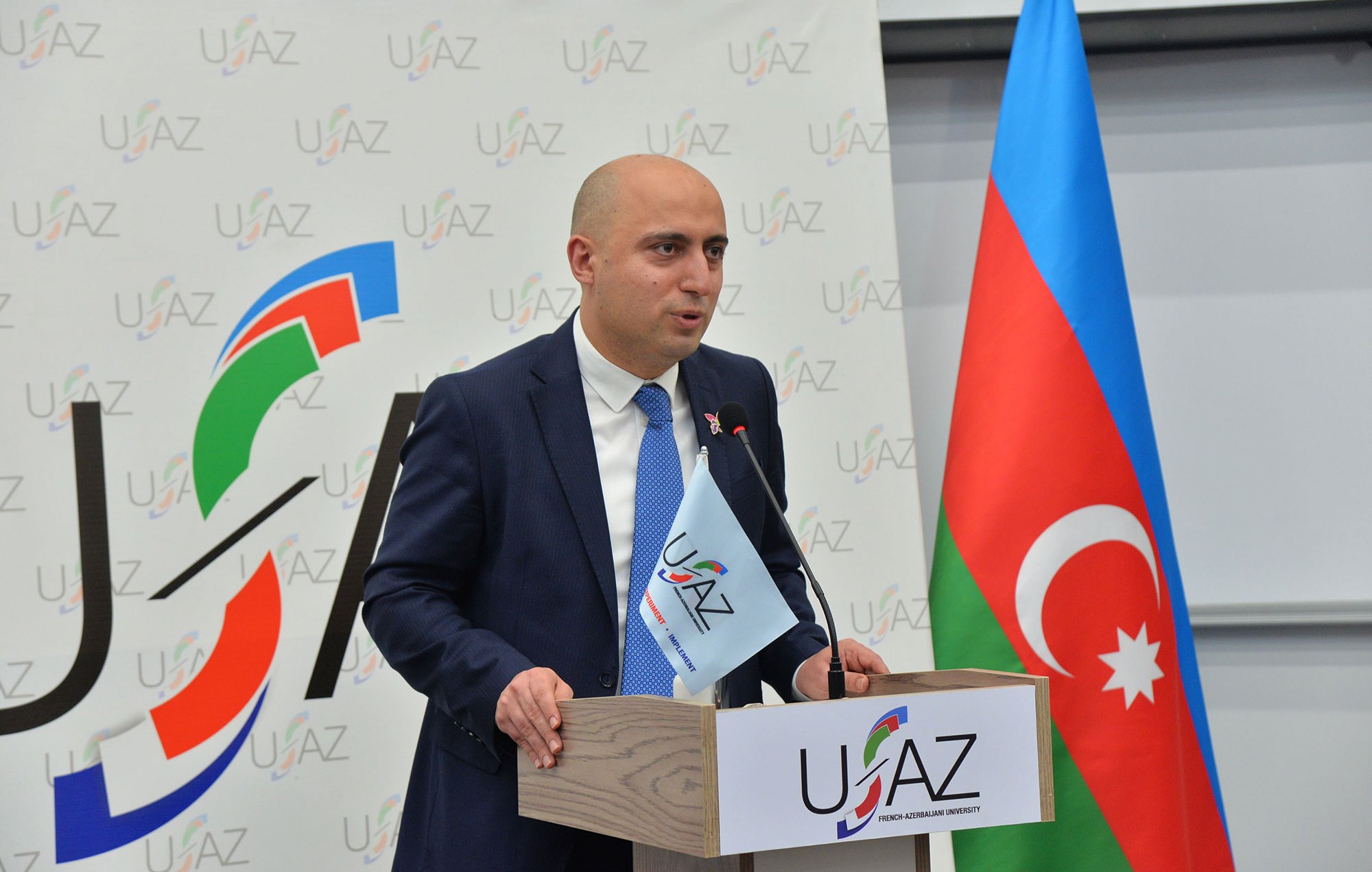 Təhsil naziri UFAZ-ın məzunlarına diplomları təqdim edib