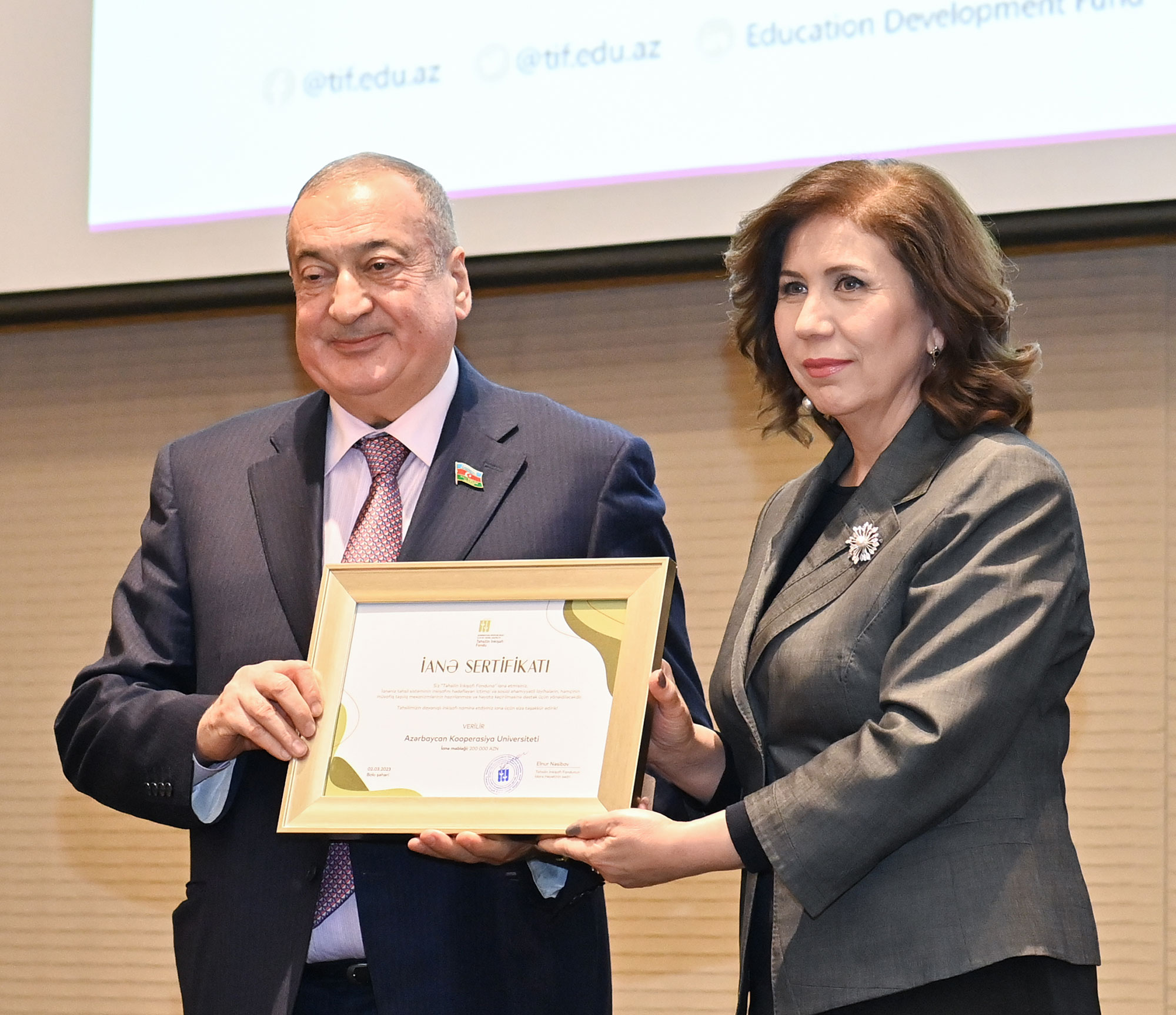 QIZLARIN təhsilinə dəstək