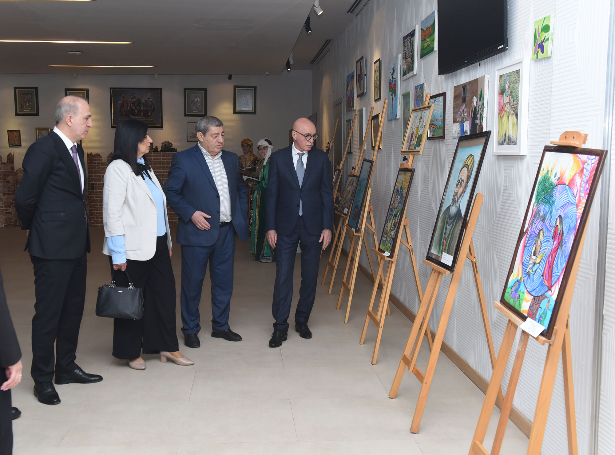 “Məktəblərdə Məhəmməd Füzuli ayı” layihəsi yekunlaşıb