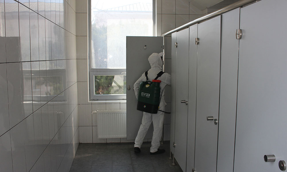 Məktəbdənkənar təhsil müəssisələrində dezinfeksiya işləri aparılır