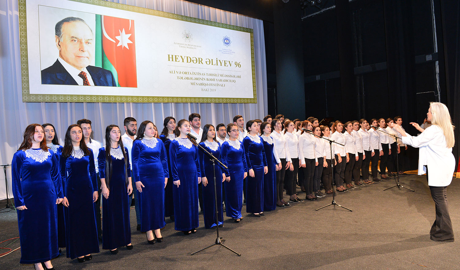 Bədii yaradıcılıq festivalının yekun konserti