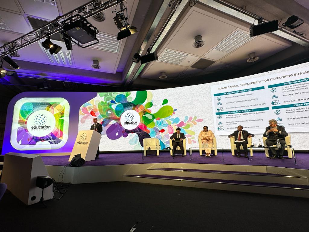 Elm və təhsil naziri Dünya Təhsil Forumunda çıxış edib