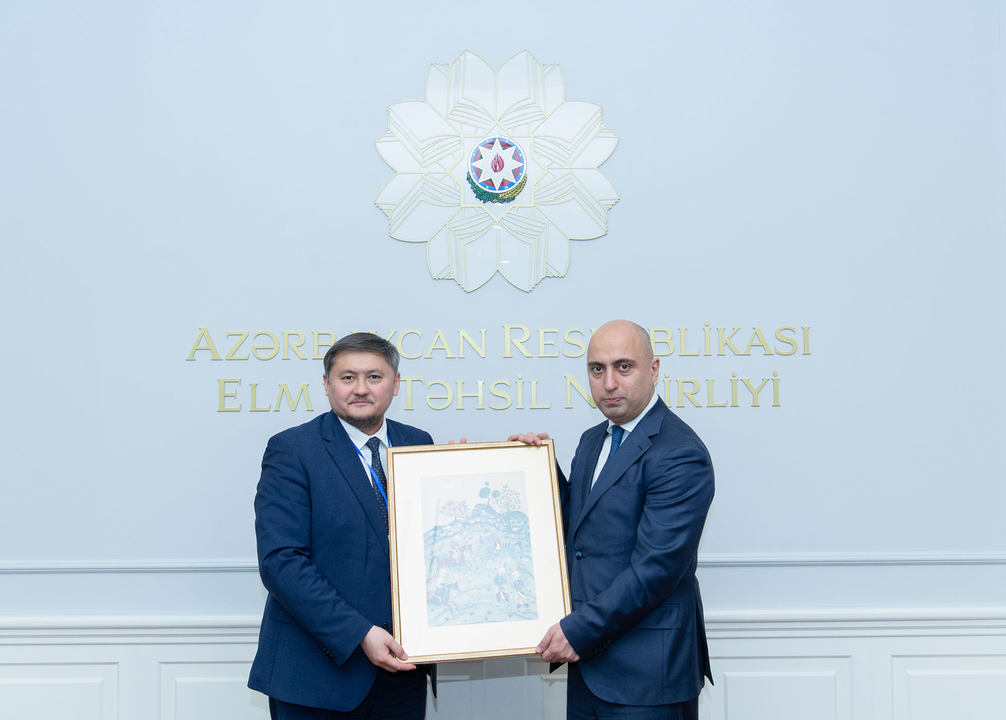 Emin Əmrullayev qazaxıstanlı həmkarı ilə görüşüb