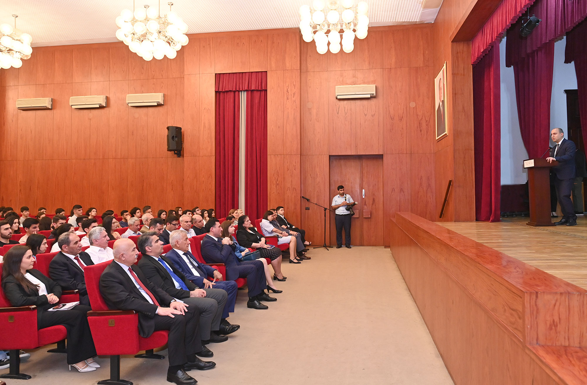 “CODE FOR FUTURE”- ADNSU təhsil layihəsinin bağlanış mərasimi