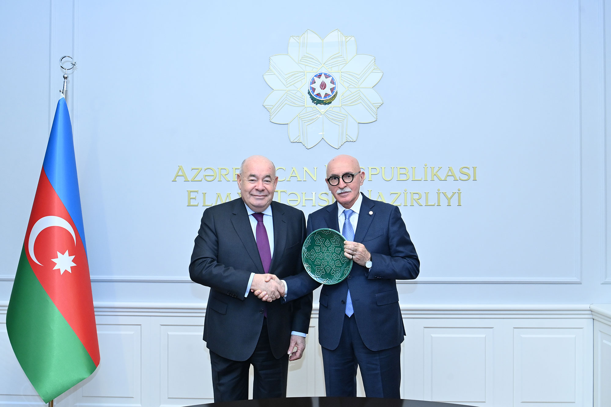 Rusiya Federasiyası Prezidentinin beynəlxalq mədəni əməkdaşlıq üzrə xüsusi nümayəndəsi ilə görüş