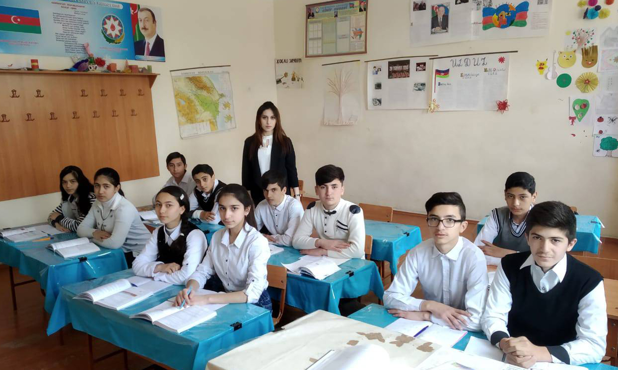 “Bizim müəllim”