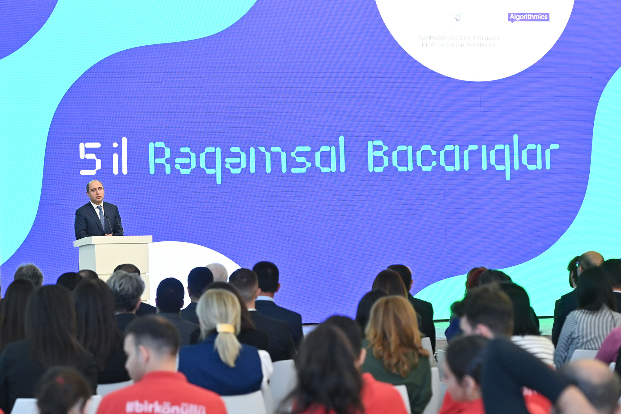 “Rəqəmsal bacarıqlar” layihəsinin 5 illik hesabat tədbiri