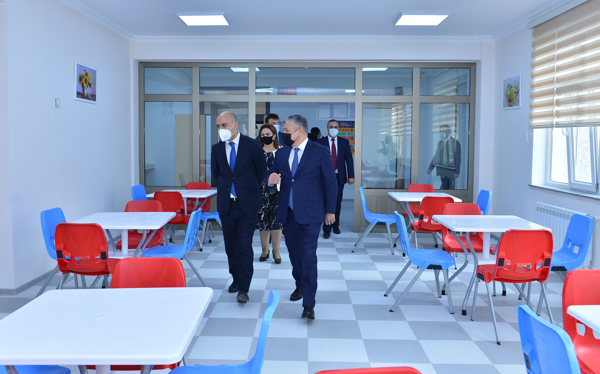 Gəncədə yeni inşa olunmuş 28 saylı məktəbin binası istifadəyə verilib