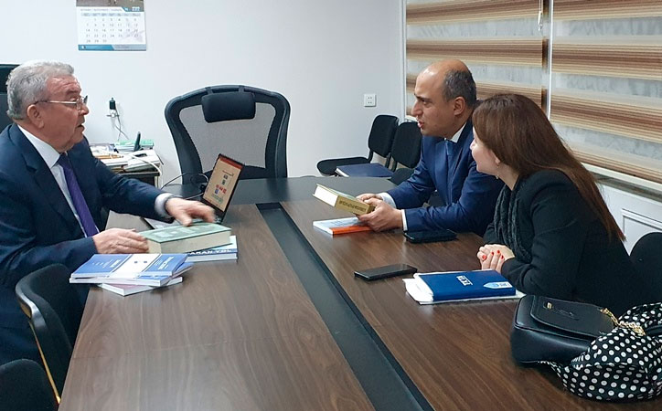 Elm və təhsil naziri institutların fəaliyyəti ilə tanış olub