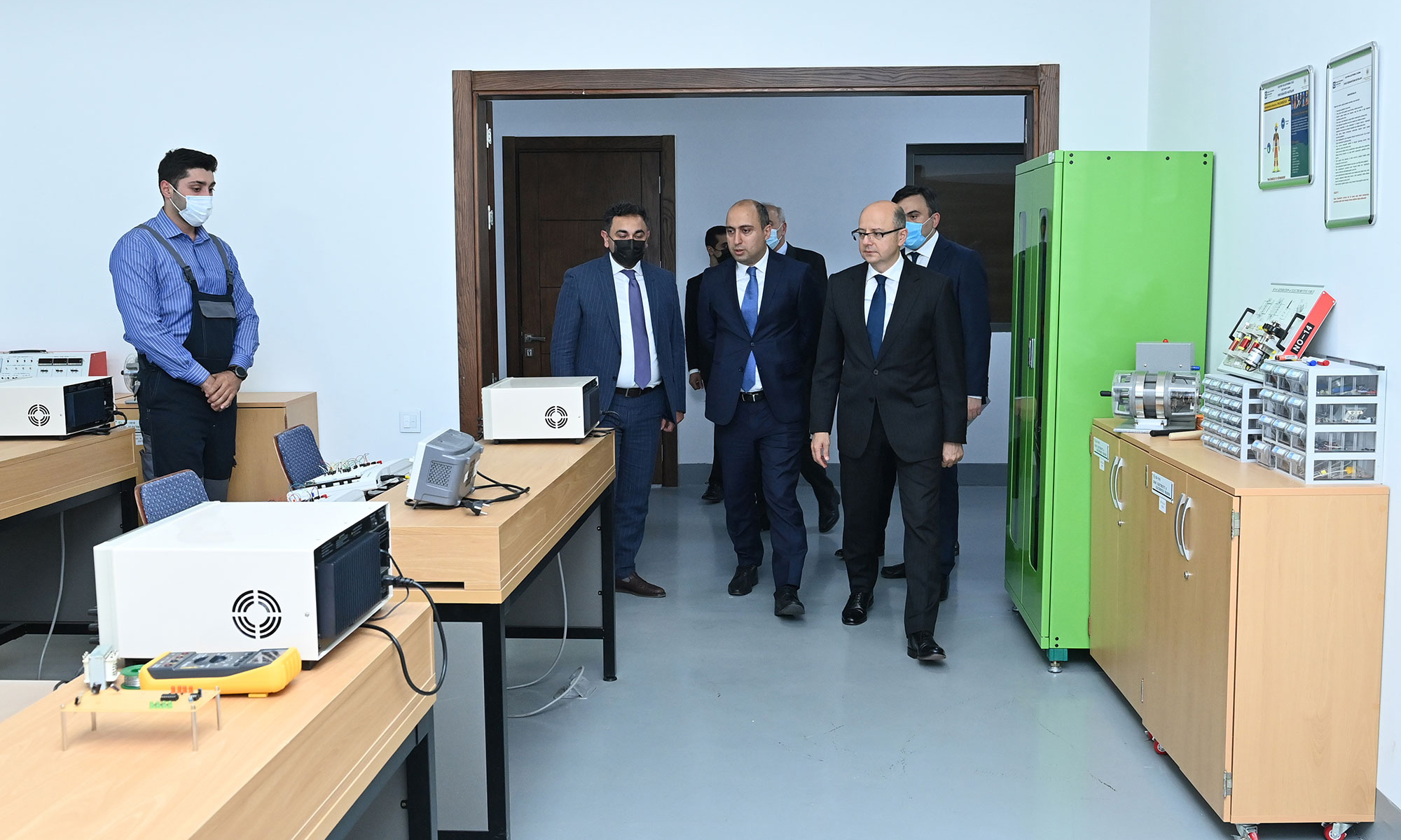 Təhsil naziri energetika naziri ilə görüşüb