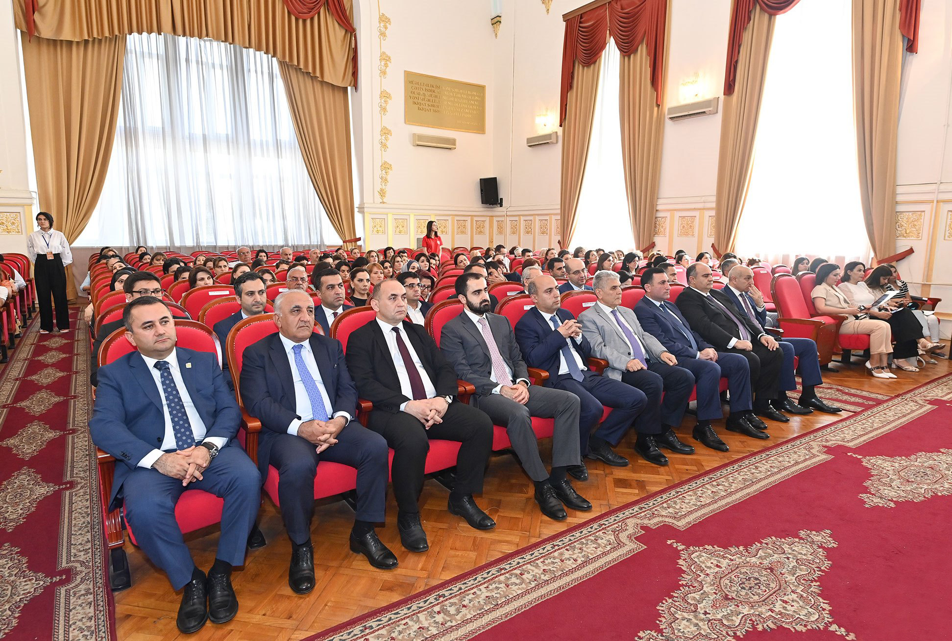 “Təhsilimiz: dünəndən sabaha” adlı elmi-praktik konfrans keçirilib