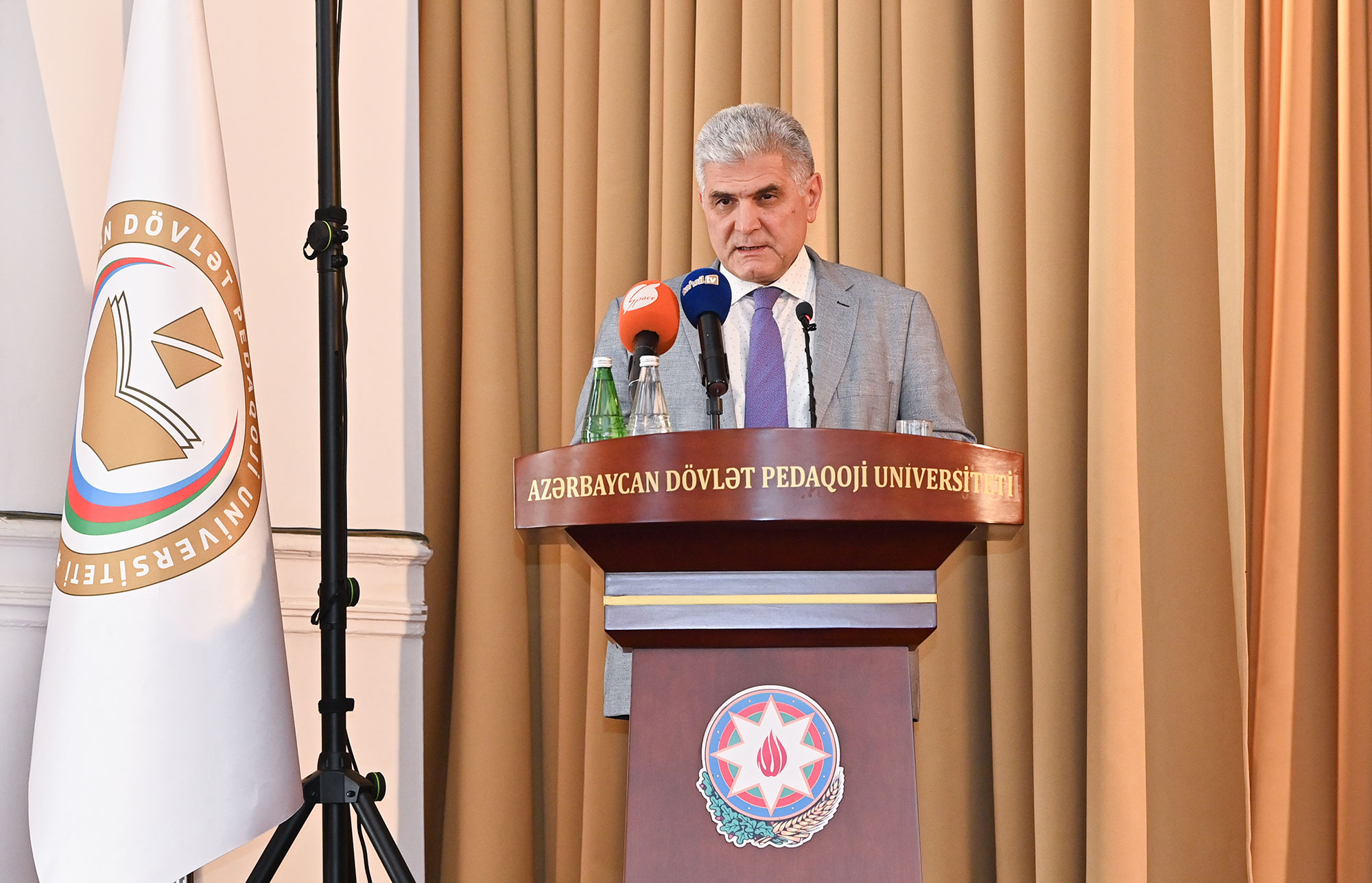 “Təhsilimiz: dünəndən sabaha” adlı elmi-praktik konfrans keçirilib