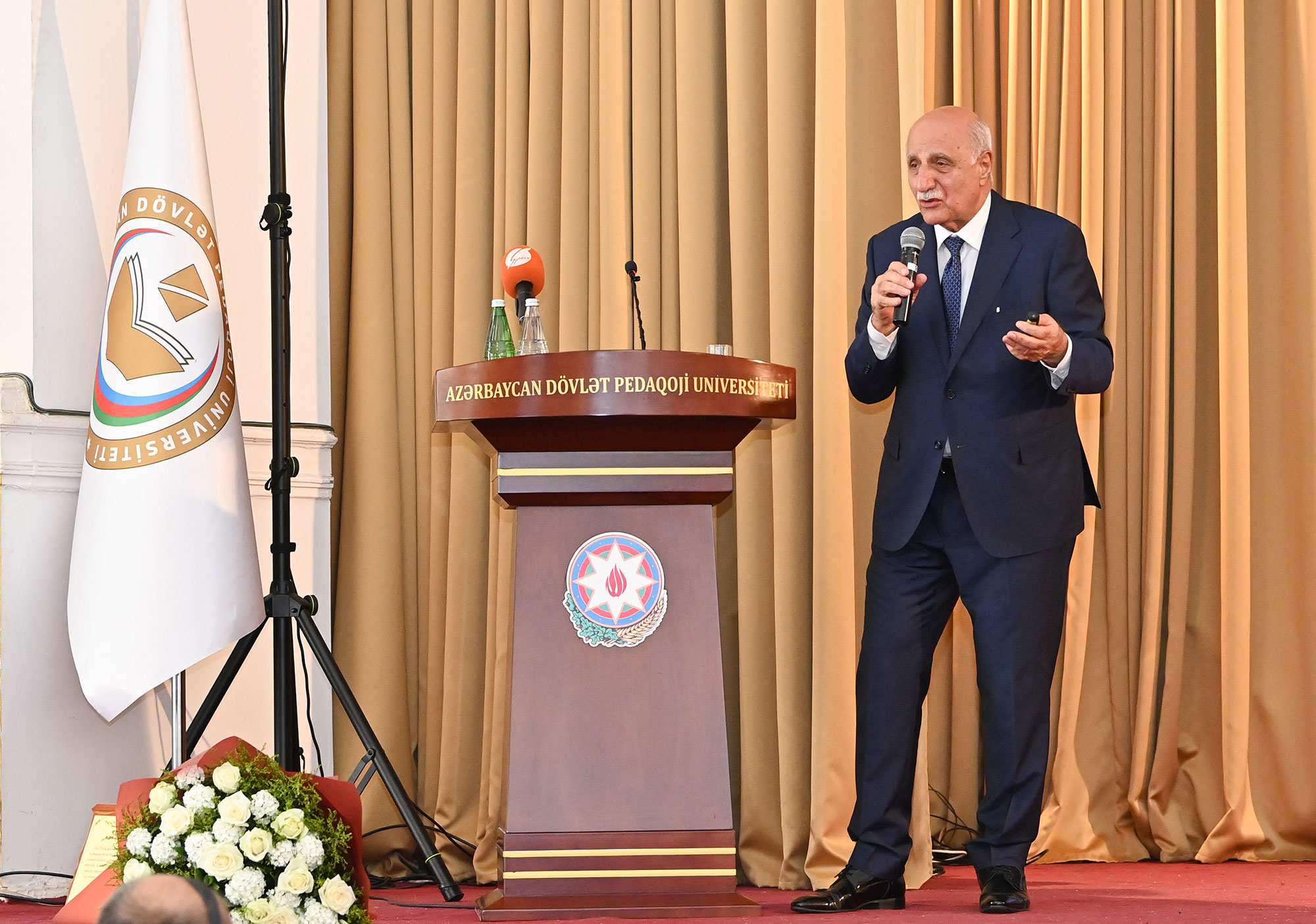 “Təhsilimiz: dünəndən sabaha” adlı elmi-praktik konfrans keçirilib