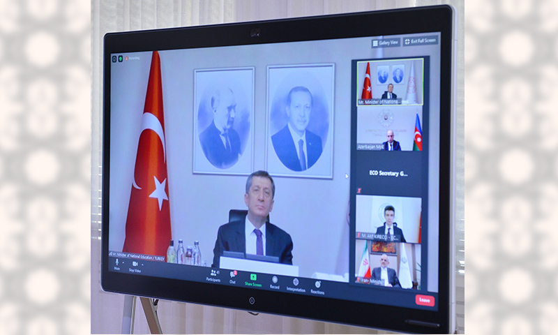 Təhsil naziri İƏT-in Təhsil İnstitutunun Himayəçilər Şurasının iclasında iştirak edib