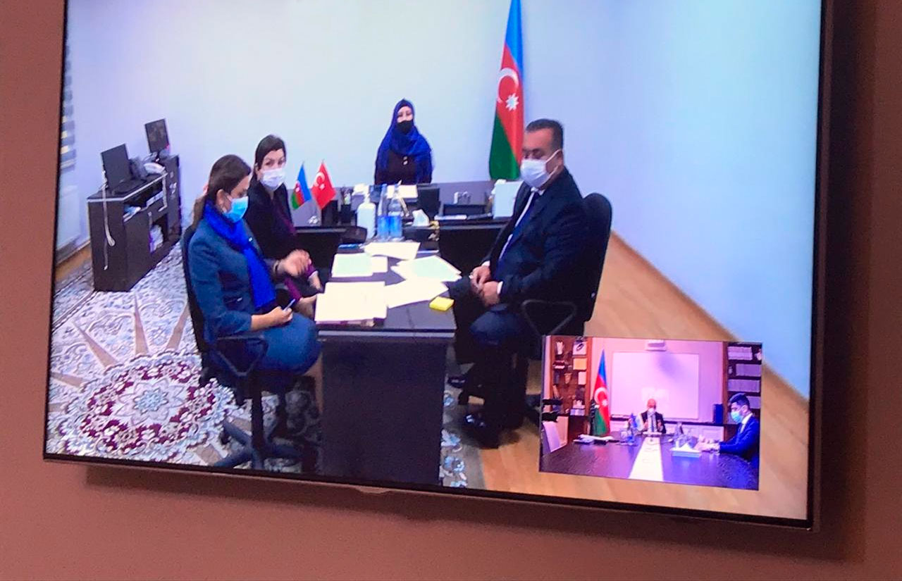 Təhsil naziri Abşeron rayon və Sumqayıt şəhər sakinlərini videobağlantı vasitəsilə qəbul edib