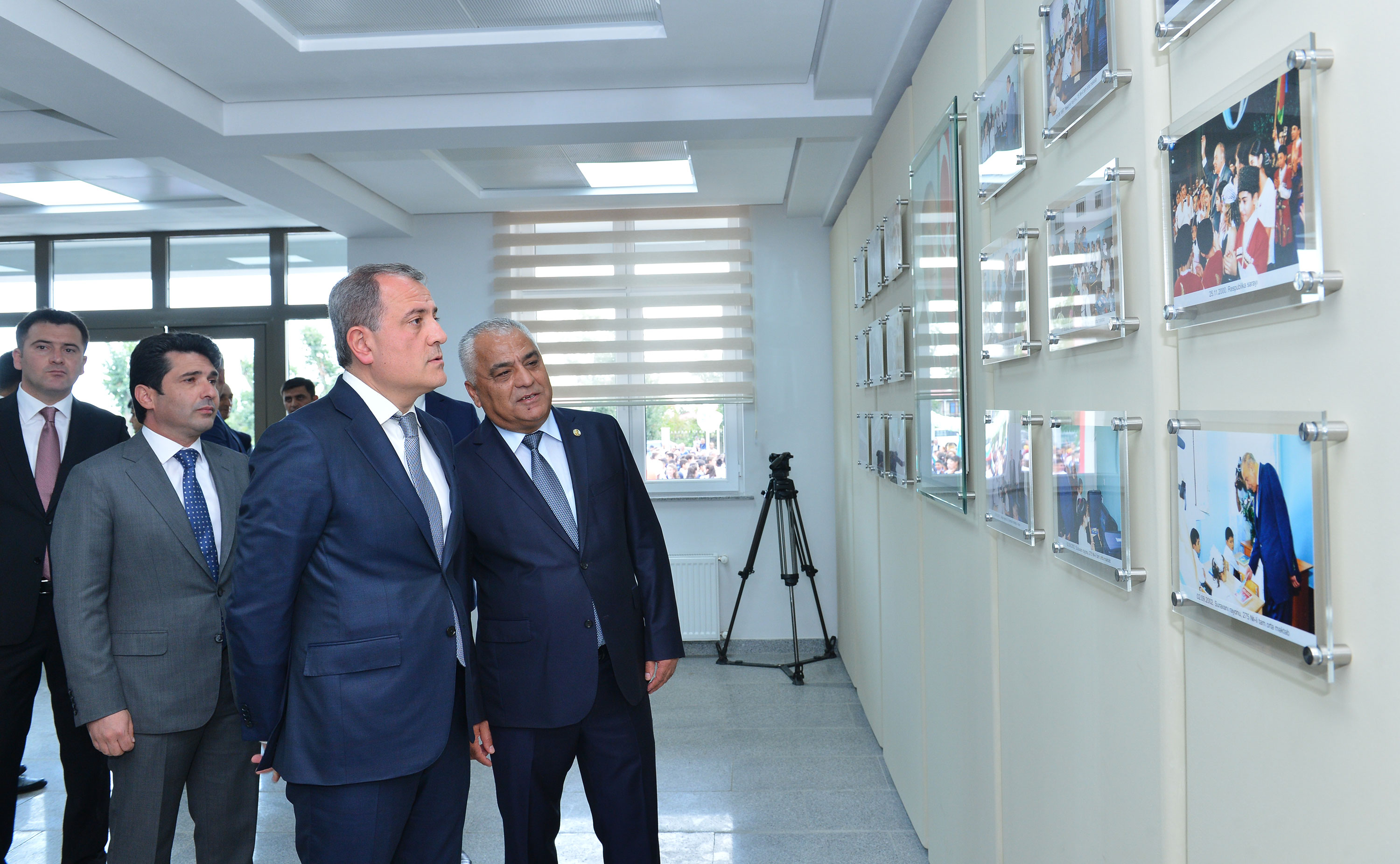 Təhsil naziri Qubanın Alekseyevka kəndində ilk dərs günündə iştirak edib