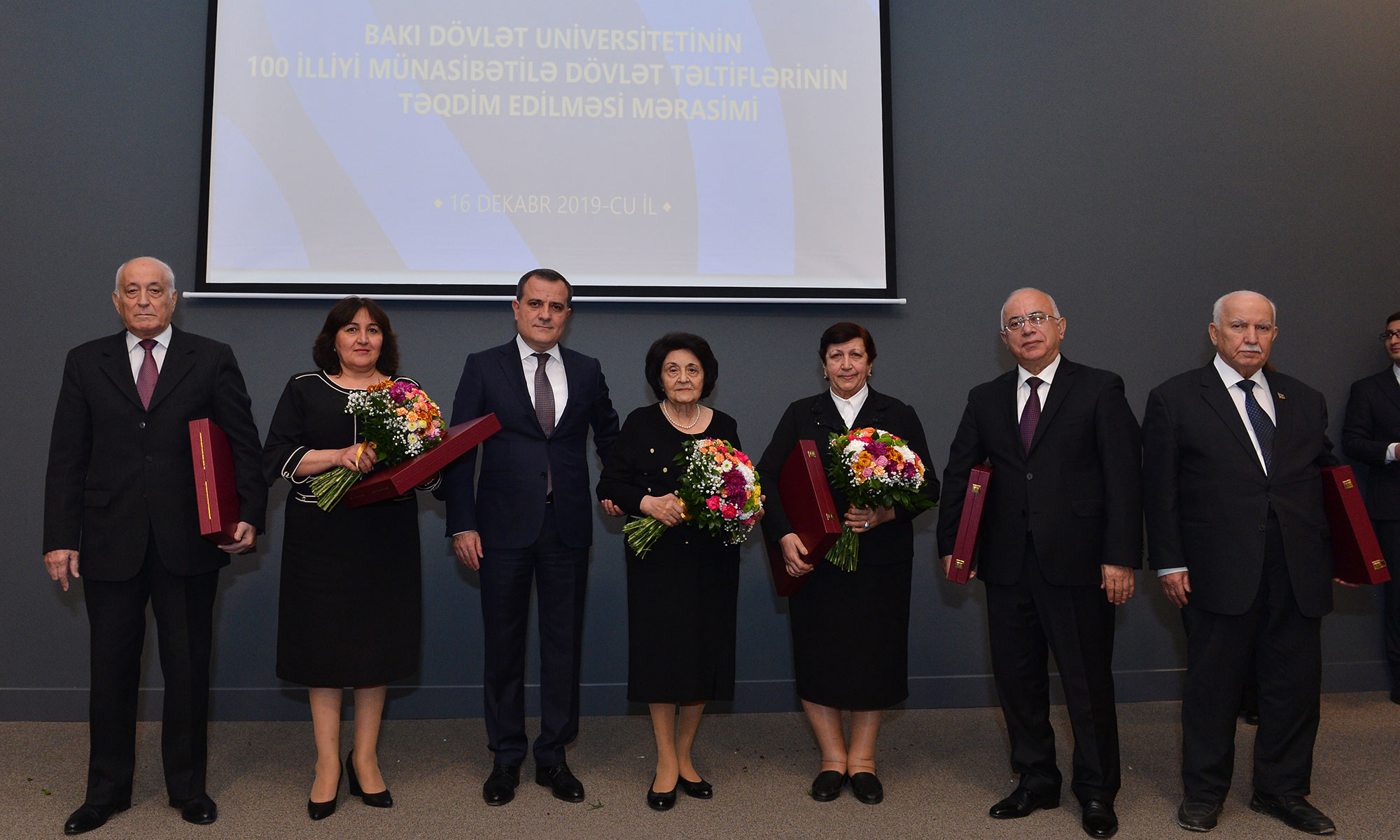 BDU-nun əməkdaşlarına dövlət təltifləri təqdim edilib