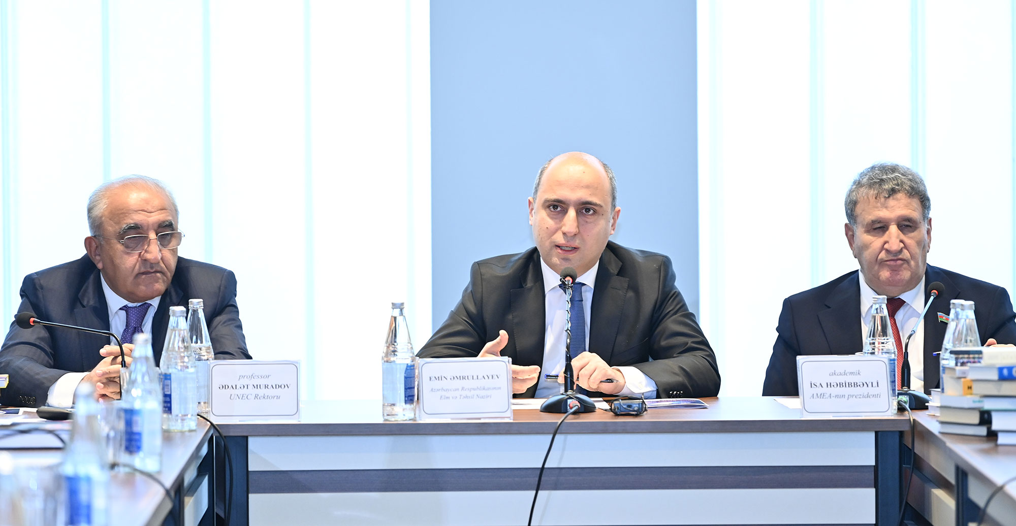 Azərbaycanda elmin populyarlaşdırılması modeli mövzusunda müzakirə aparılıb