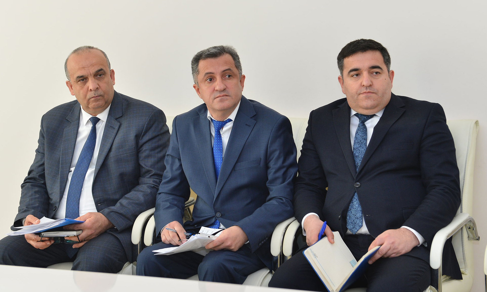 Təhsil naziri Kürdəmirdə vətəndaşları qəbul edib