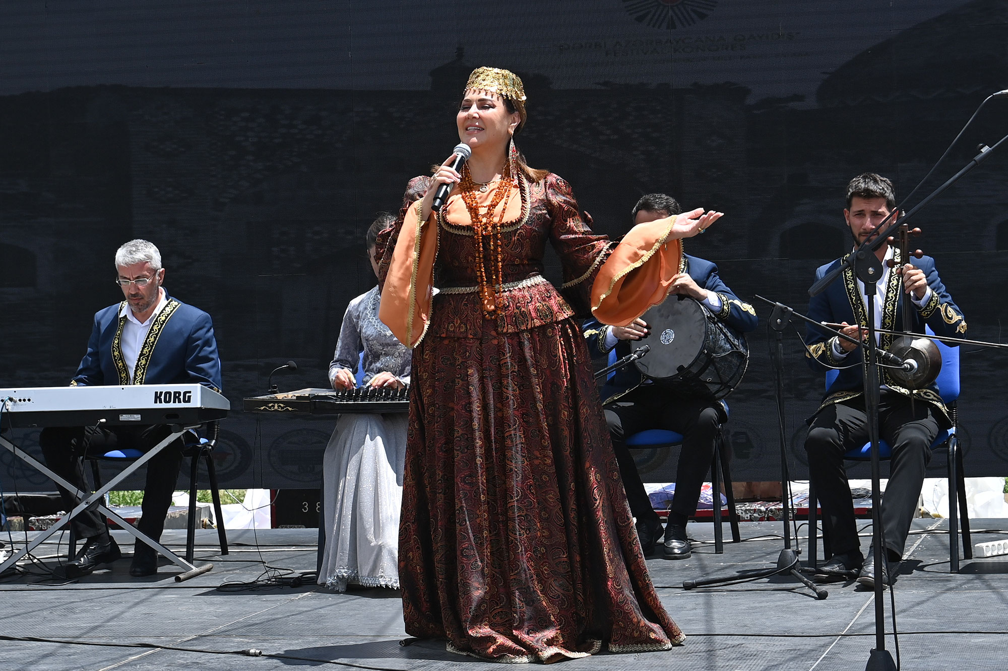 Naxçıvanda “Qərbi Azərbaycana qayıdış” festival-konqresi öz işinə başlayıb