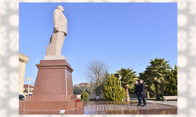 Təhsil naziri Salyanda vətəndaşları qəbul edib