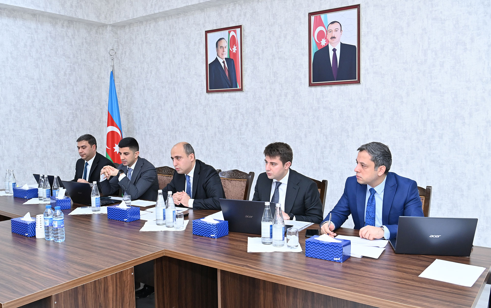 Elm və təhsil naziri Yevlaxda vətəndaşları qəbul edib