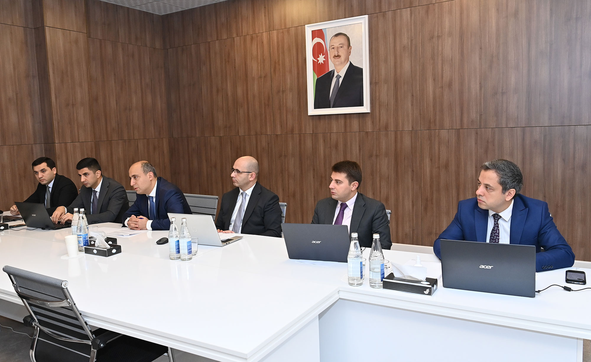 Nazir Şəkidə vətəndaşları qəbul edib