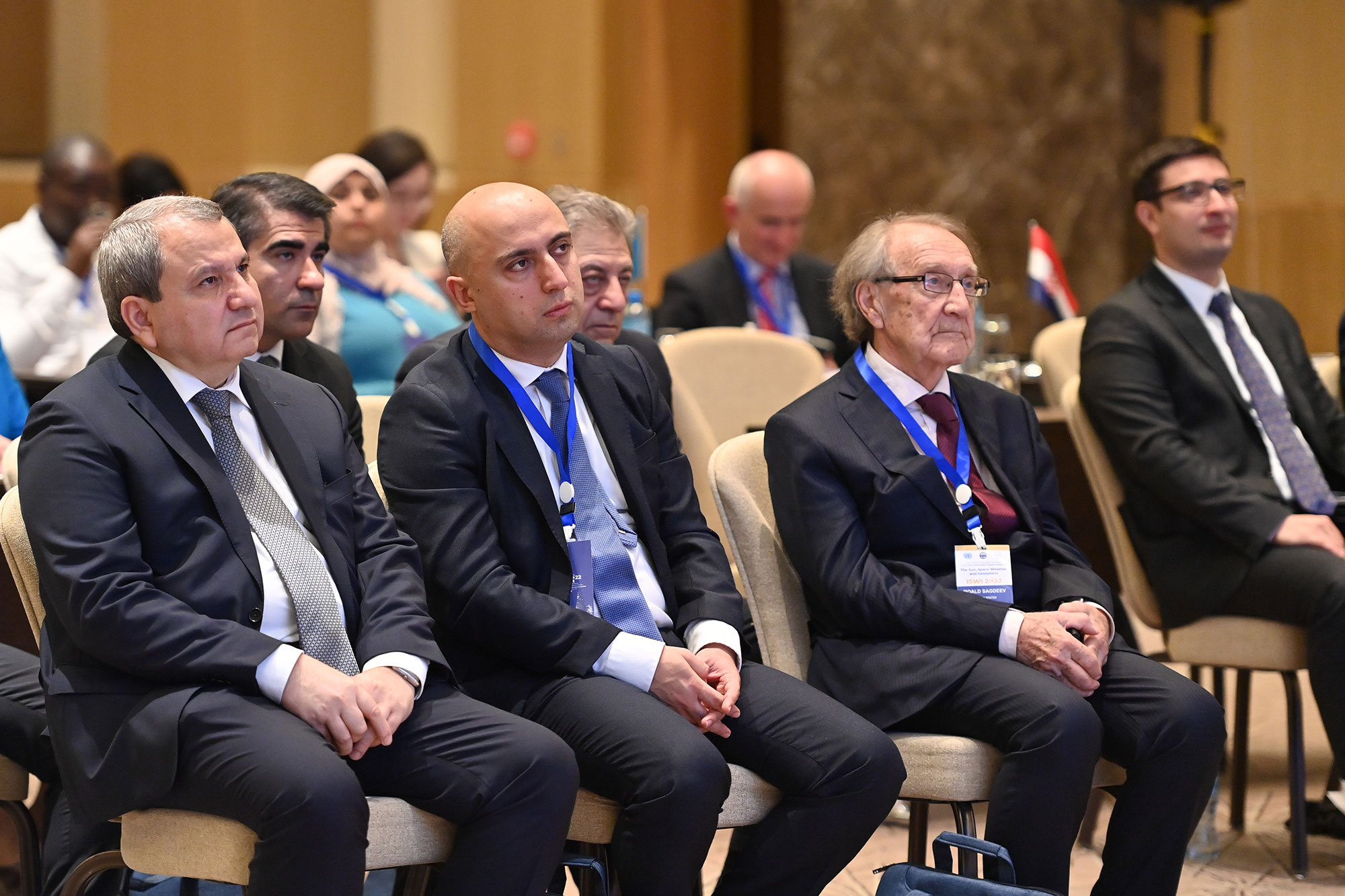 “Beynəlxalq kosmik hava təşəbbüsü: Günəş, kosmik hava və geosfer” mövzusunda tədbir