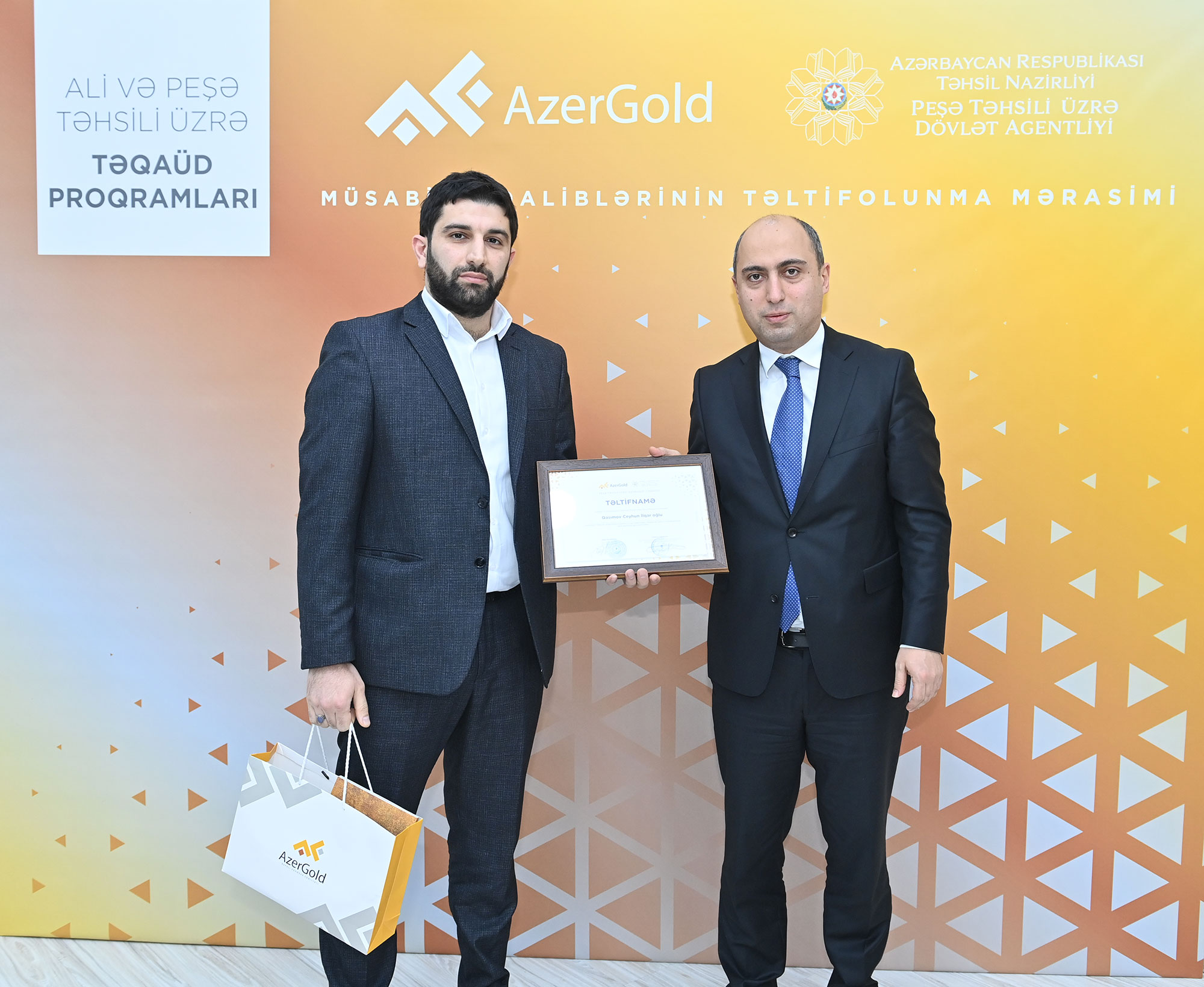 Peşə və ali təhsil müəssisələri üçün elan edilmiş təqaüd proqramlarının qalibləri mükafatlandırılıb