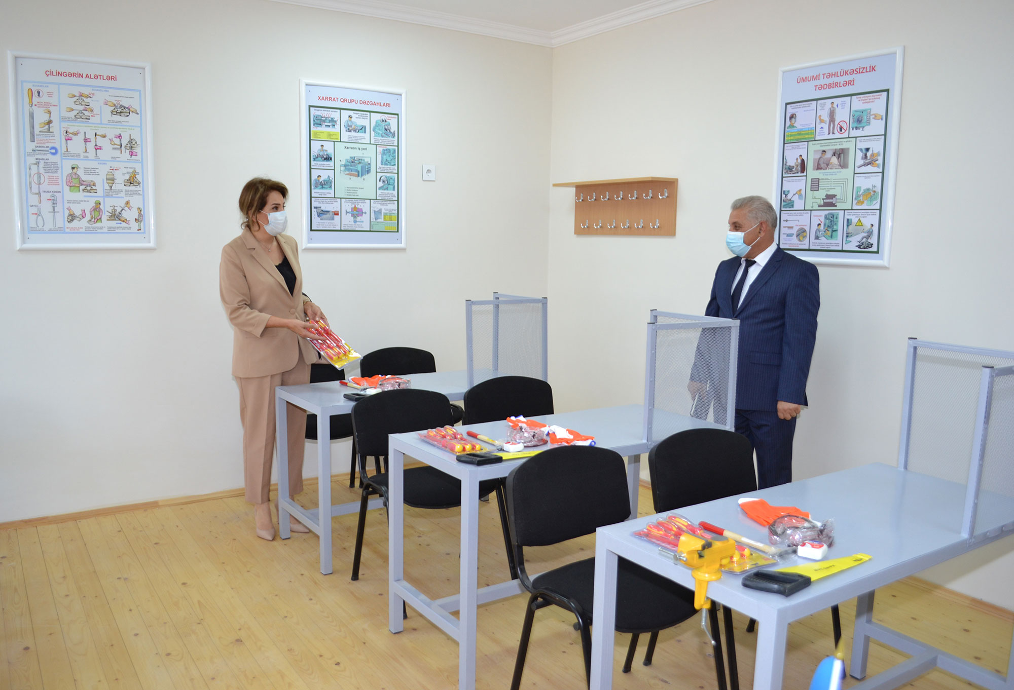 Məhəbbət Vəliyeva Kürdəmirdə məktəb açılışında iştirak edib