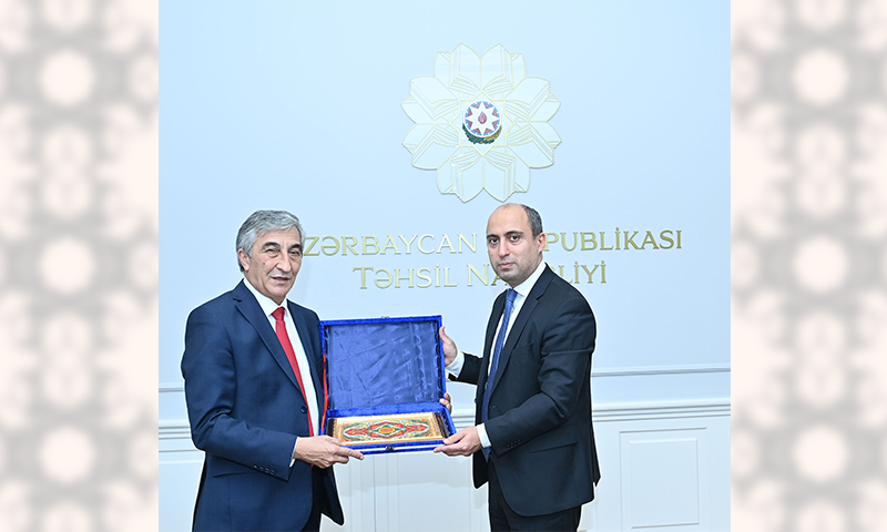Təhsil naziri Tacikistanın ölkəmizdəki səfiri ilə görüşüb